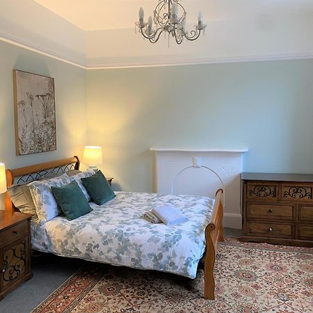 Villa With Park Views Close To Liverpool Centre Exteriör bild