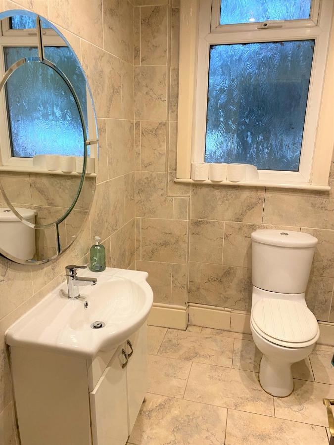 Villa With Park Views Close To Liverpool Centre Exteriör bild