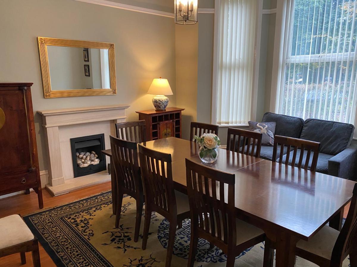 Villa With Park Views Close To Liverpool Centre Exteriör bild